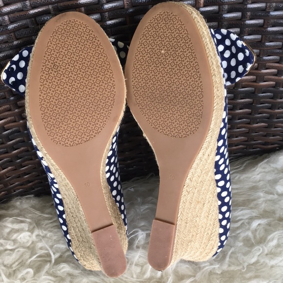 Tory Burch
Navy Blue White Polka Dot New Espadrilles Wedges Heels Sandals - Picture 9 of 16